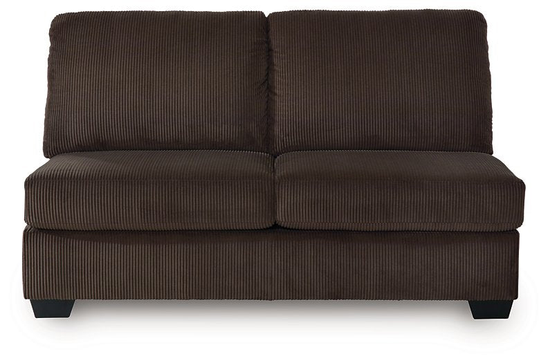 Kimlee Sectional with Chaise - Wayne's Fine Furniture & Bedding (Jacksonville,FL)