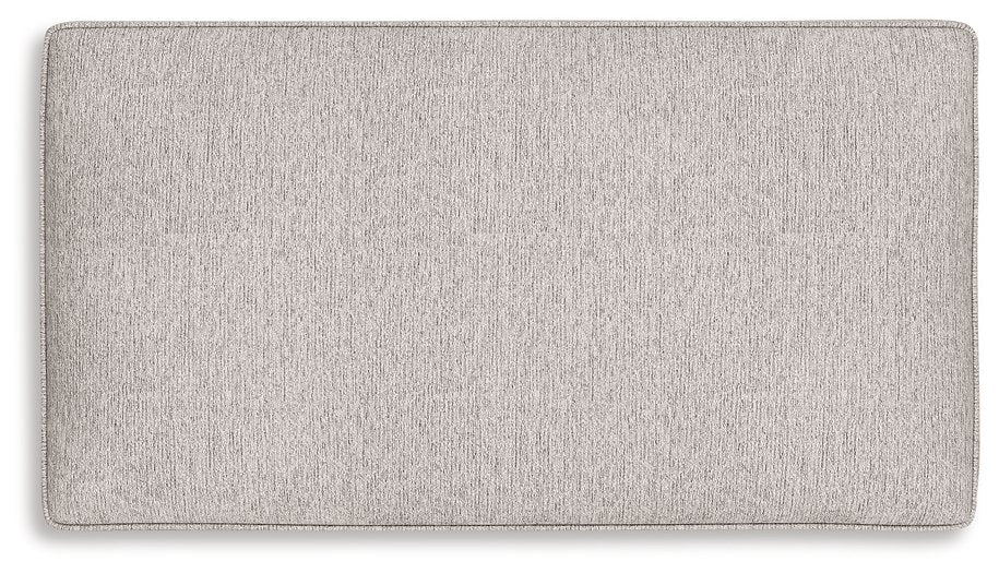 Clearbrooke Ottoman - Wayne's Fine Furniture & Bedding (Jacksonville,FL)