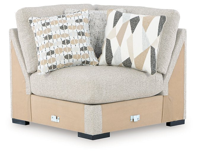 Laurelgrove Sectional with Chaise