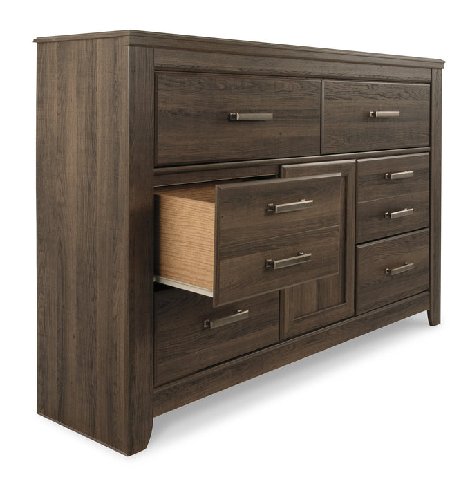 Juararo Dresser and Mirror - Wayne's Fine Furniture & Bedding (Jacksonville,FL)